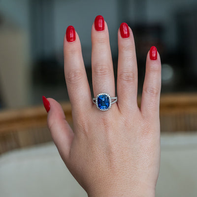 Buying Blue Sapphire Diamond Engagement Ring: A Complete Guide