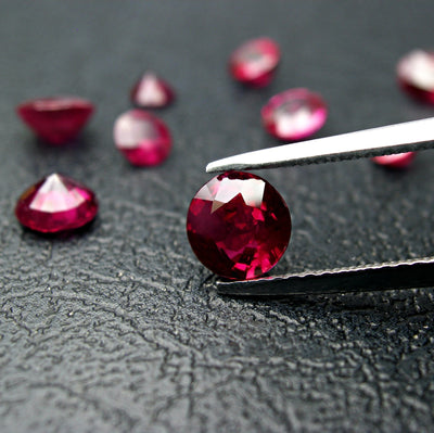 Buyer's Guide: Ruby Gemstones