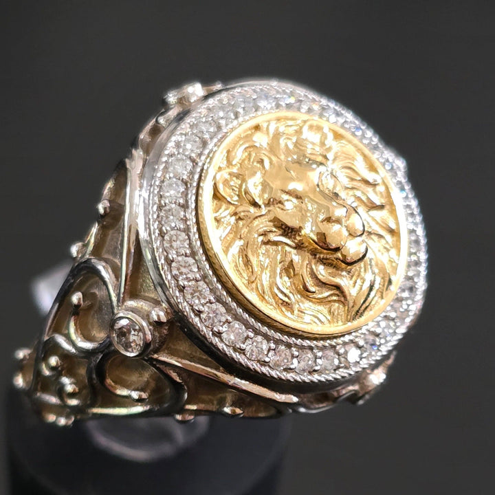 Men's Lion Signet Ring with Diamonds – view 6