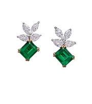 Orecchini di smeraldi taglio smeraldo da 6.03 carati con diamanti naturali a forma di pera e marquise da 2.95 carati