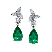 Orecchini pendenti con smeraldi a forma di pera da 2.16 carati con diamanti naturali da 0.53 carati
