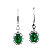 Orecchini pendenti Halo con smeraldo ovale da 2.24 carati con diamanti naturali da 0.42