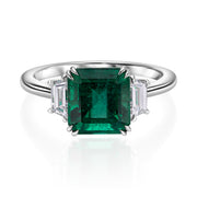 Anello con smeraldo naturale da 3.20 carati e diamanti