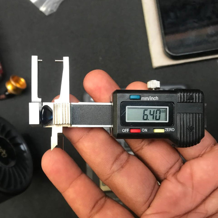 Shir - 5.30 carat Natural Cushion sapphire ring with 1.43 carat natural diamonds