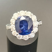 luxury-natural-sapphire-diamond-ring