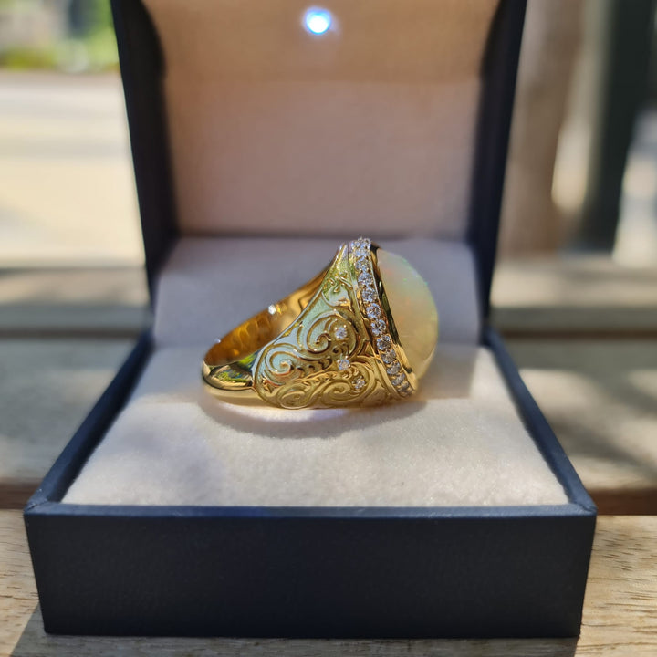 Men's Natural Opal Ring 10.00 ct with Diamonds – view 7