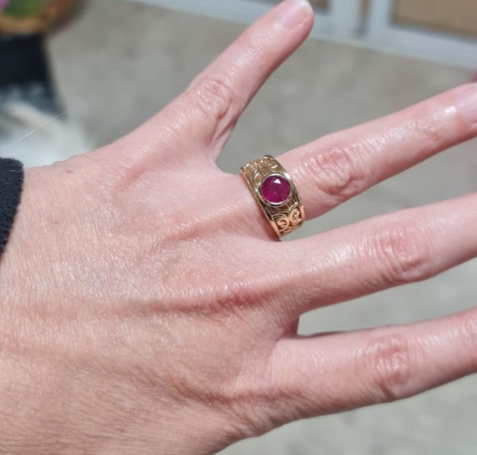 Majestic Ruby Ring in 18K Yellow Gold – Lilo Diamonds