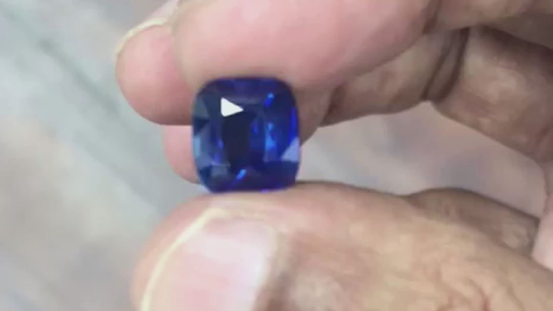 Shir - 5.30 carat Natural Cushion sapphire ring with 1.43 carat natural diamonds