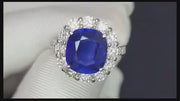 Maria- Certificat GRS - Bague en saphir bleu royal naturel de 4.39 carats et diamants naturels de 1.65 carat