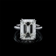 Été - Bague en diamant naturel de 10.05 carats taille émeraude Couleur L Clarté SI1- Certificat GIA - Unique en son genre