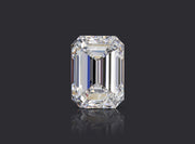 Diamante natural de 5.02 quilates talla esmeralda D SI1 Certificación GIA