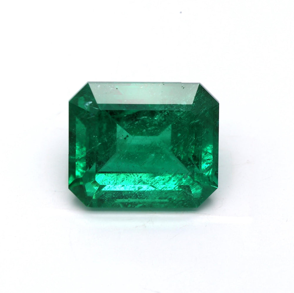 6 carat vivid green enerald gem e,merald cut