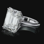 Estate - Anello con diamante naturale da 10.05 carati taglio smeraldo Colore L Purezza SI1- Certificato GIA - Unico nel suo genere
