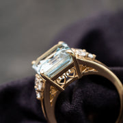 Joséphine - 6.00 carat natural aquamarine ring with 0.60 carat natural diamonds