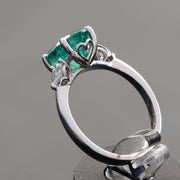 Aria - 2.81 carat natural emerald ring with 0.50 carat natural diamonds