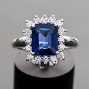 Nora - 4.81  carat sapphire ring with 0.70 carat natural diamonds