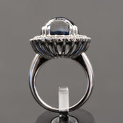Victoria - Anillo de zafiro ovalado de 14.00 quilates con diamantes naturales de 1.44 quilates