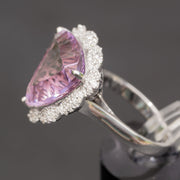 anillo de amatista con diamantes naturales de 0.56 quilates