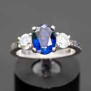 Aline - 2.50 carat natural sapphire ring with 0.80 carat natural diamonds