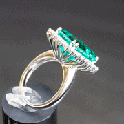 anillo de diamante esmeralda para mujer oro