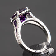 Bijou - 4.56 carat natural amethyst ring with 0.58 carat natural diamonds