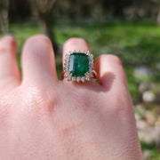 natural-emerald diamond ring
