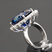 anillo de zafiro azul antiguo