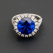 Amalie - 8.00 carat round sapphire ring with 0.97 carat natural diamonds