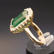 Emery: anillo de esmeralda natural de 5.90 quilates, diamantes naturales de 0.85 quilates. oro amarillo de 18 quilates